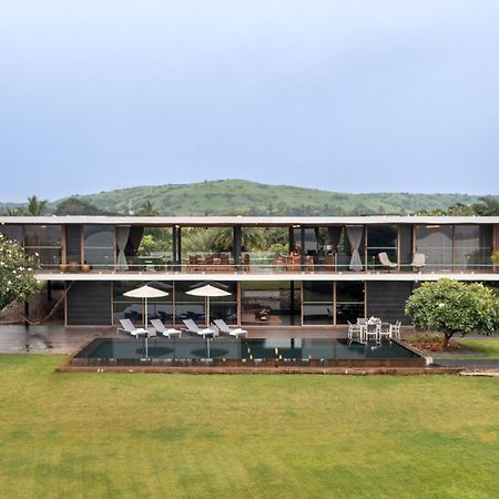 Hotel Beyond By Sula Nashik Exterior foto